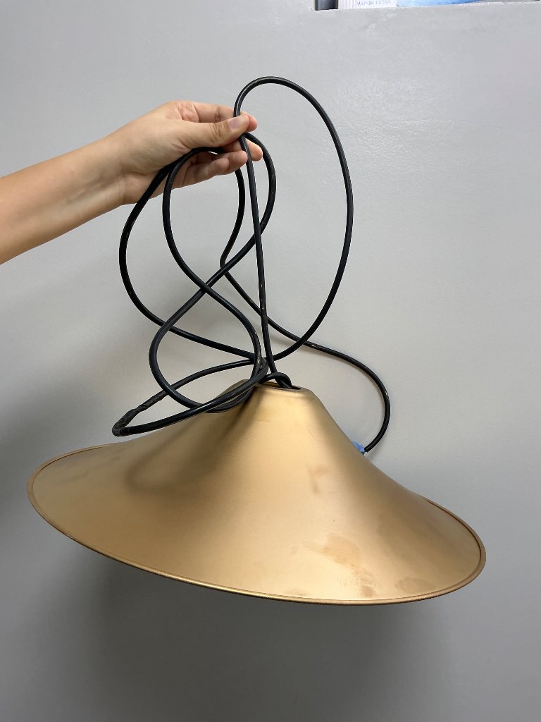LUMINÁRIA PENDENTE DOURADA