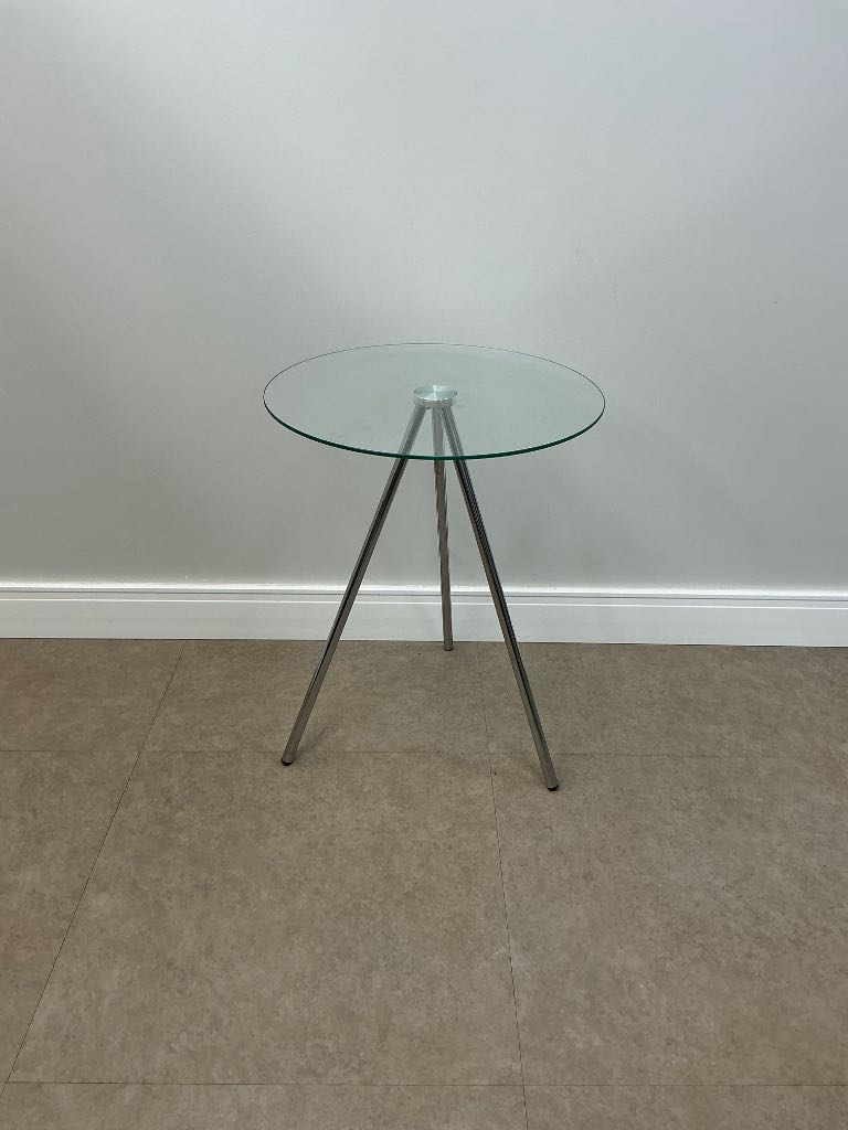 MESA DE CANTO DE VIDRO